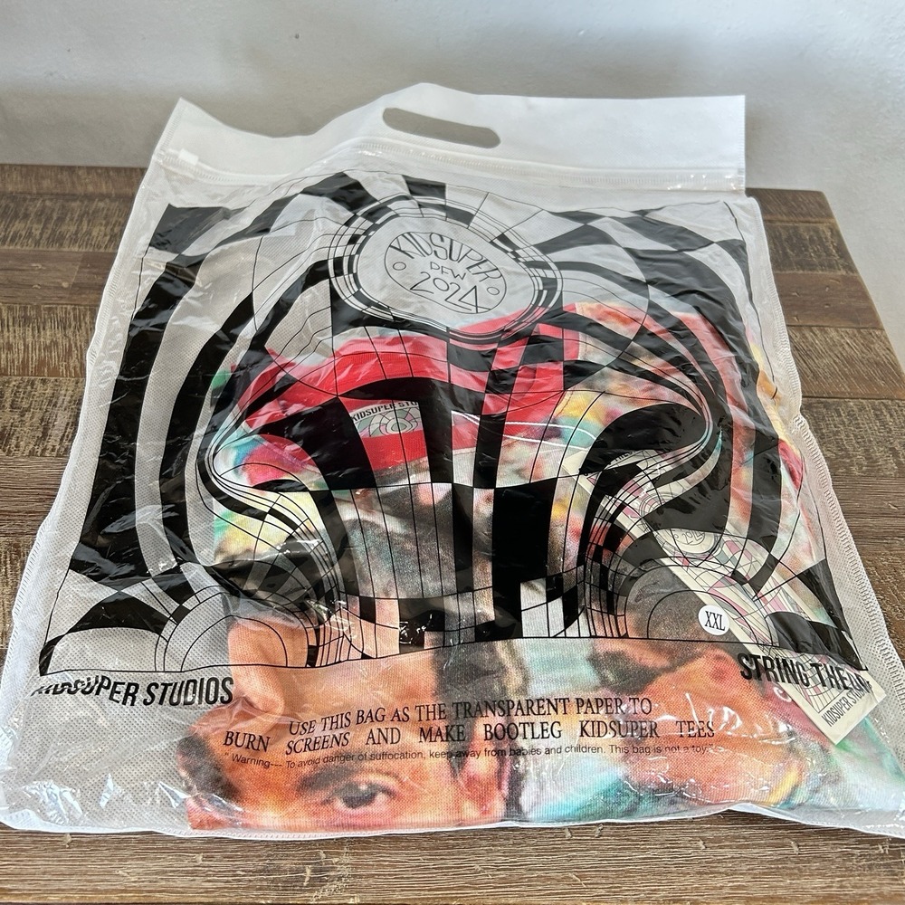 KidSuper Ronaldinho Graphic Print Crewneck T Shirt XXL Streetwear Soccer Long Sl - Picture 7 of 11